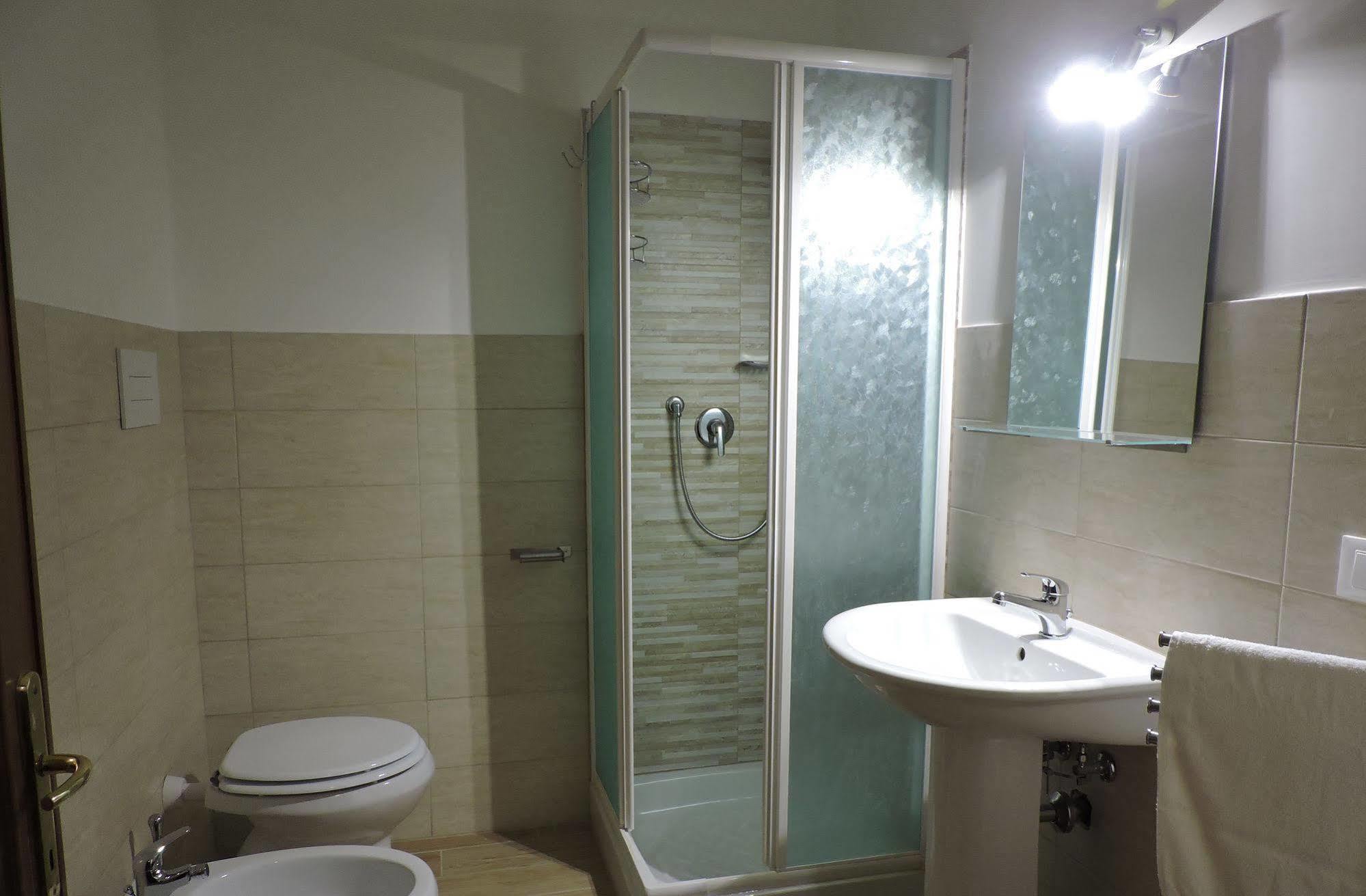 Living Rome Ottaviano B&B Exterior foto